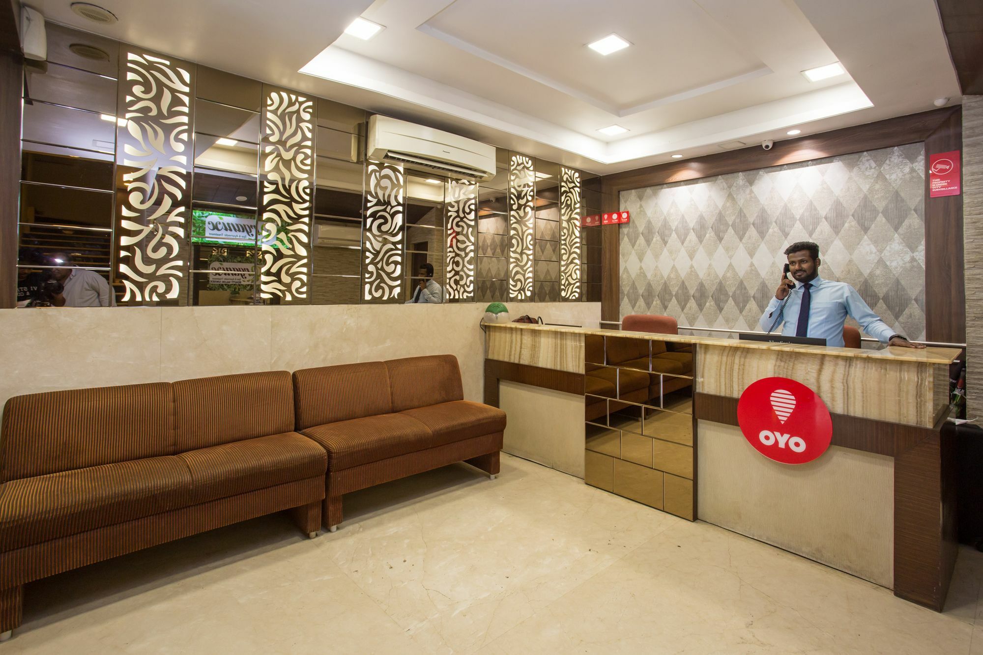 Oyo 10007 Hotel Grace Residency มุมไบ ภายนอก รูปภาพ